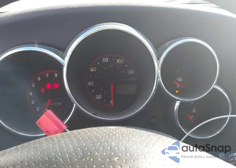 2008 Pontiac Vibe из США, поврежденный, VIN 5Y2SL65828Z401705